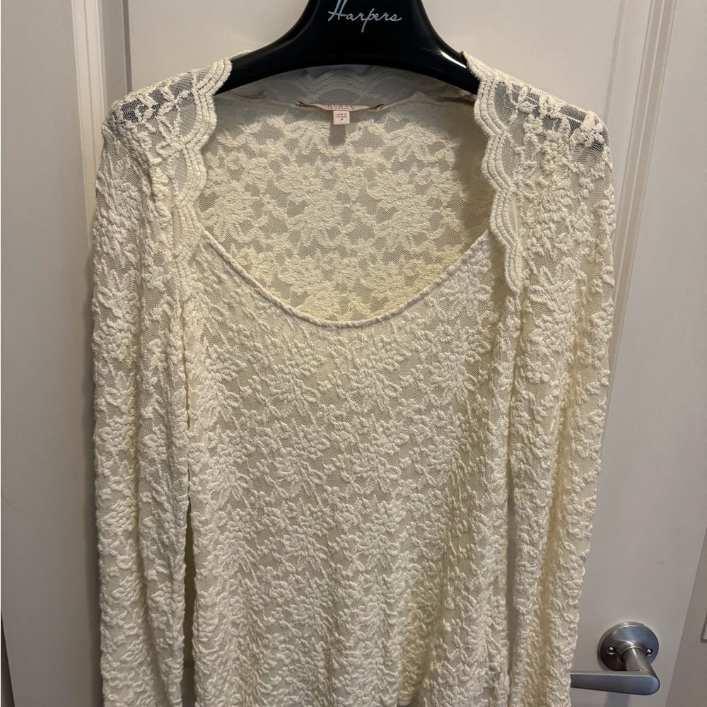 Guess - Ivory White Top - Size Medium